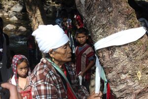 Ta Madok Maka-Hsar Doe Doh Moo-02.jpg